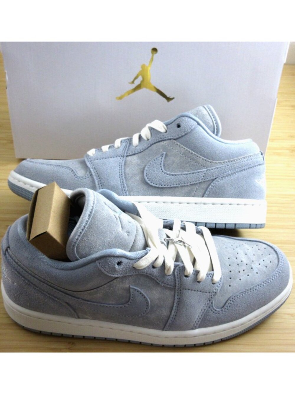 Women's Air Jordan 1 Low SE Obsidian Mist Wolf Grey Suede Shoes Size 7.5 NIB